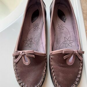 Clarks Women's Brown Leather Loafers